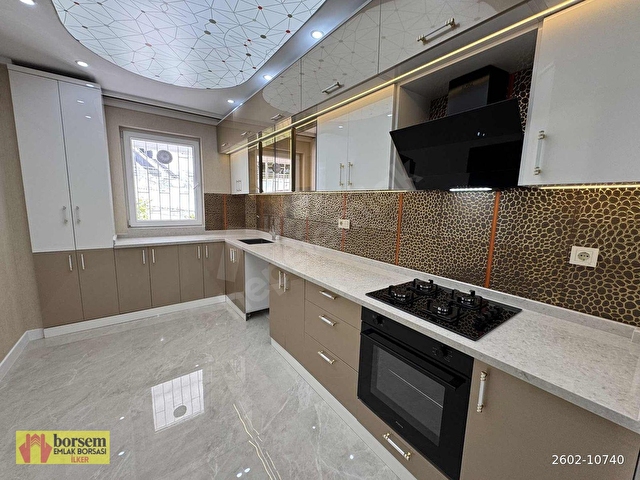 ÖVEÇLERDE ÜST SEGMENT ULTRA LÜKS 3+1 | 2 BANYO | DEV KİLER | - Görsel 13