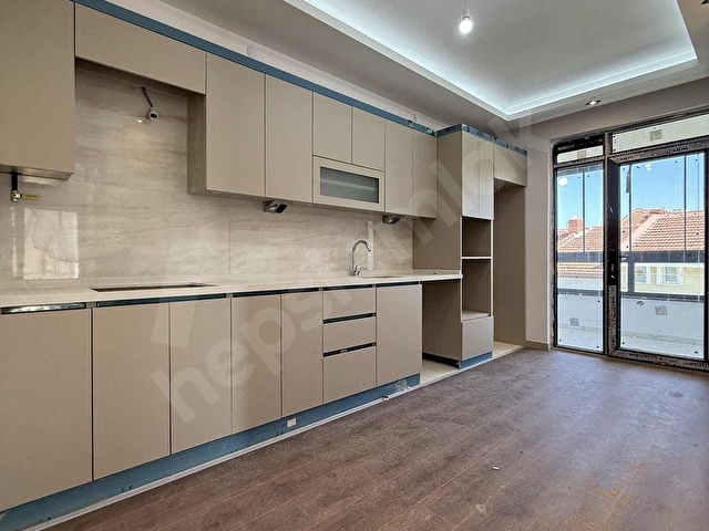 DURU DAN ŞİRİNTEPE MH. LÜKS KÖŞE 2+1