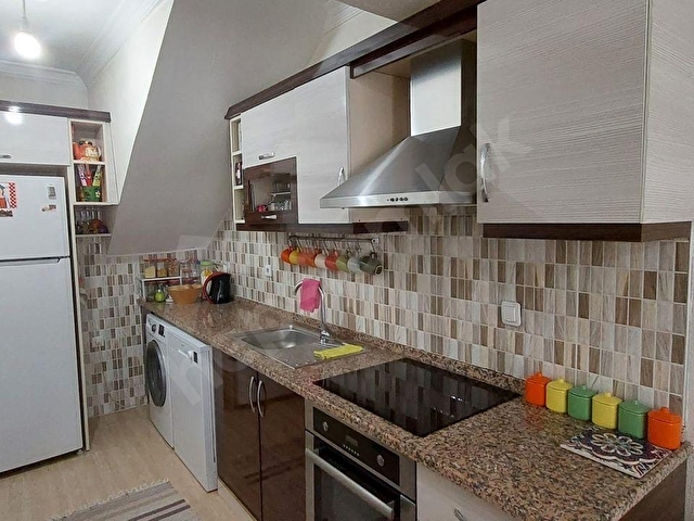 Kuşadası Merkezde Denize Yürüme Mesafesinde Satılık 3+1 Dubleks - Görsel 8