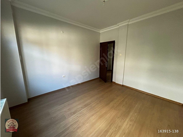 KARACADAN SAHİLDE MUHTEŞEM KONUMDA GENİŞ SATILIK 2+1 DAİRE - Görsel 9
