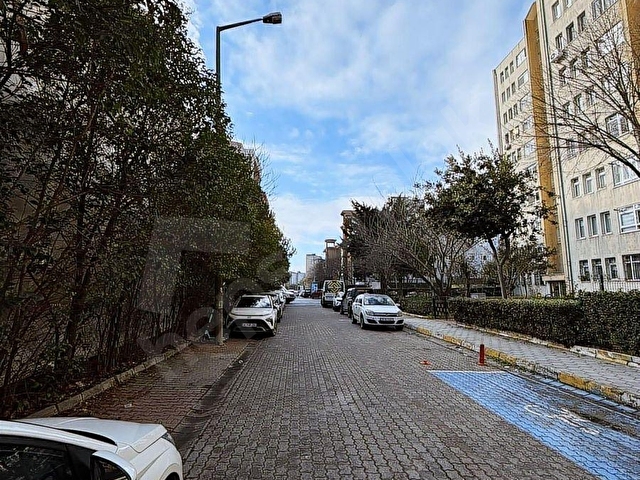 Beylikdüzü Site Metrobüse Yakın Büyük Fırsat 3+1 Satılık Daire - Görsel 3