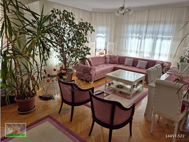 BAŞAK EMLAK 3+1  125M2 Manzaralı Ferah Daire - Görsel 4