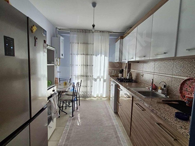 KUŞADASI EGE MAHALLESİ ÖZEL BAHÇELİ 3+1 KİRALIK DAİRE - Görsel 4