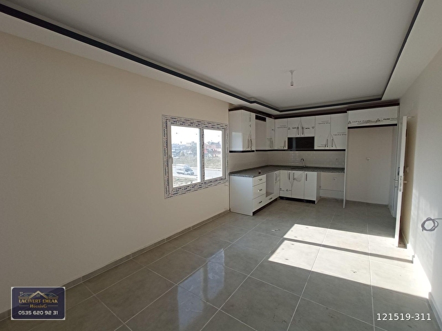 lacivert ten tarsu avm ve emniyet mudurlugu karsisinda kiralik 3 1 sifir daire 121519 311 hepsiemlak