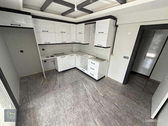 HARMAN EMLAKTAN SATILIK CADDE ÜSTÜNDE ARA KAT 3+1 DAİRE - Görsel 23
