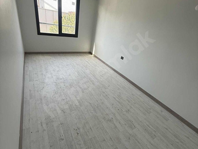 HARMAN EMLAKTAN SATILIK CADDE ÜSTÜNDE ARA KAT 3+1 DAİRE - Görsel 10