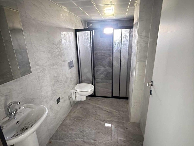 HARMAN EMLAKTAN SATILIK CADDE ÜSTÜNDE ARA KAT 3+1 DAİRE - Görsel 18