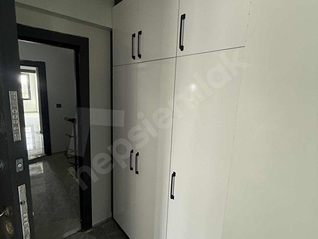 HARMAN EMLAKTAN SATILIK CADDE ÜSTÜNDE ARA KAT 3+1 DAİRE - Görsel 14