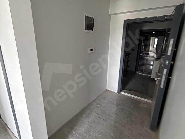 HARMAN EMLAKTAN SATILIK CADDE ÜSTÜNDE ARA KAT 3+1 DAİRE - Görsel 12