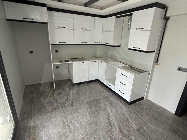 HARMAN EMLAKTAN SATILIK CADDE ÜSTÜNDE ARA KAT 3+1 DAİRE - Görsel 25