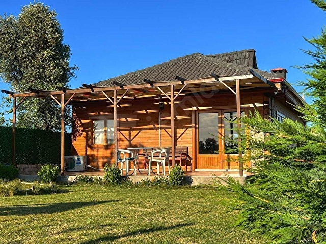KUŞADASINA YAKIN BAHÇELİ İSKANLI SATILIK MUHTEŞEM MÜSTAKİL - Görsel 9