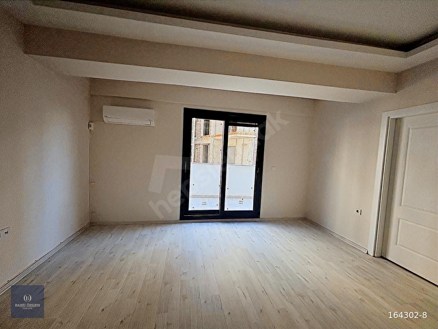 Seyrekte Merkezi konumda 1+1 Klimalı Teraslı Kiralık Daire - Görsel 9
