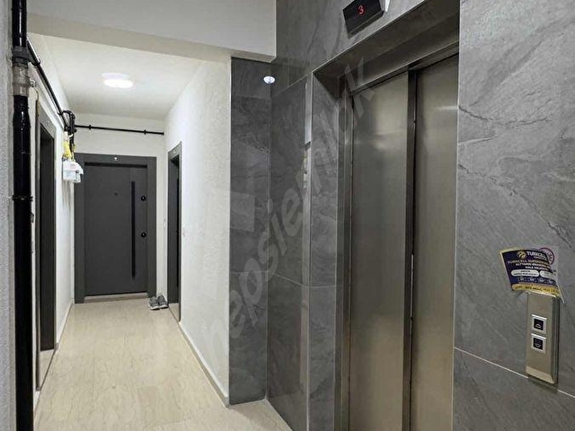 İNÖNÜ MH. OTOPARKLI SIFIR BİNA SIFIR EŞYALI ARAKAT GENİŞ 1+1 - Görsel 20
