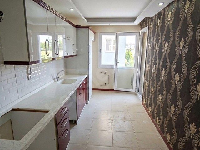UMURLUDA,90 m²,2+1,kapali mutfak satilik daire - Görsel 19
