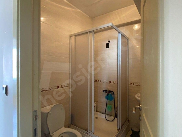 BAHÇELİEVLER 2+1 SATILIK DAİRE - Görsel 8