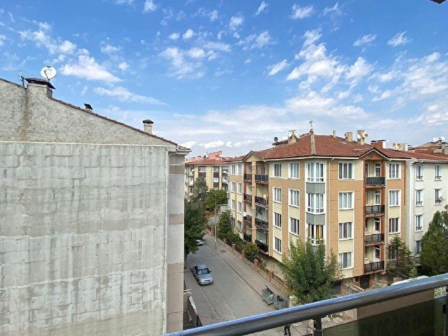 BAHÇELİEVLER 2+1 SATILIK DAİRE - Görsel 11
