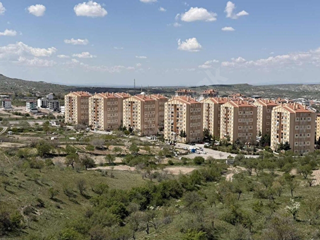 Nevşehir Sarıyaprak Mevkiinde 4.478 m² Satılık Yatırımlık Arazi
