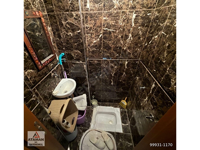 ATAMANDAN MOHAÇ SOKAKTA ASANSÖRLÜ LÜKS YAPILI 3+1 SATILIK DAİRE - Görsel 18