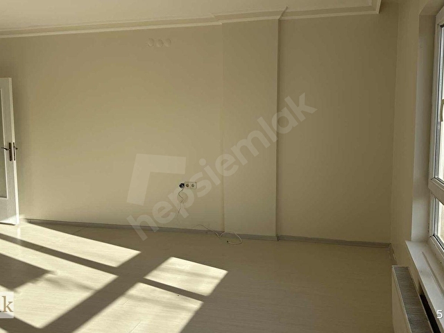 SOKULLU CADDE YAKINI 3+1 KATTA BAĞIMSIZ ÖN CEPHE DAİRE - Görsel 3