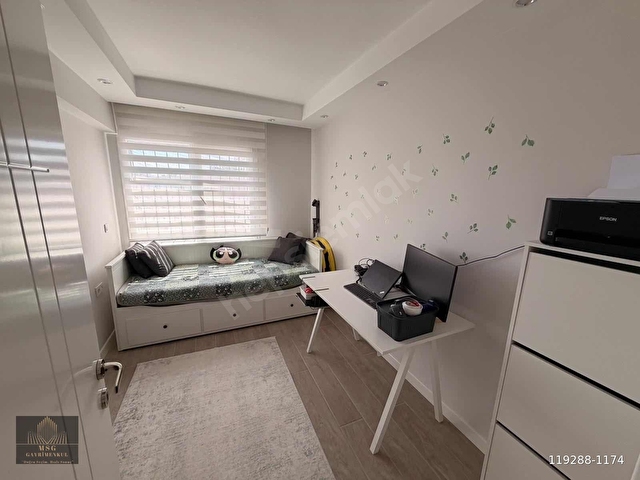 MSGDEN YENİGÜNDE CADDE ÜZERİNDE ASANSÖRLÜ-OTOPARKLI MODERN 3+1 - Görsel 23