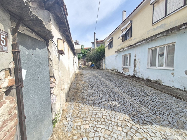 AYVALIK MACARONDA DENİZE YAKIN 2 KATLI MÜSTAKİL RUM EVİ - Görsel 13