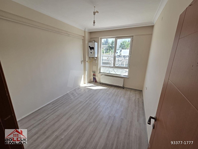 SÜTLÜCEDE 1+1 60 M2 AYRI MUTFAKLI ASANSÖRLÜ DAİRE - Görsel 16