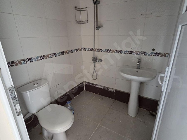 SÜTLÜCEDE 1+1 60 M2 AYRI MUTFAKLI ASANSÖRLÜ DAİRE - Görsel 12