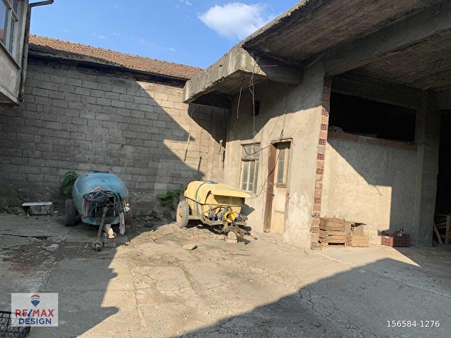 REMAX DESİGN GEYVE ALİFUATPAŞADA İKİ KATLI BAHÇELİ MÜSTAKİL EV - Görsel 21