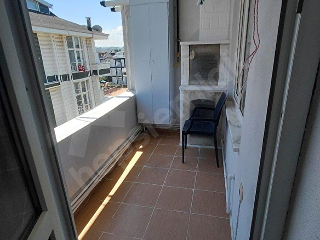 karasuda havuzlu site içerisinde eşyalı 2+1 kiralık daire - Görsel 8