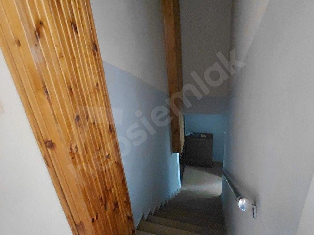 karasuda havuzlu site içerisinde eşyalı 2+1 kiralık daire - Görsel 16