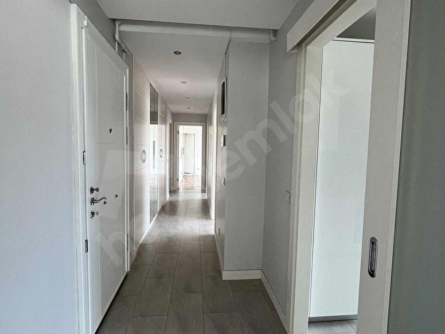 CADDEBOSTAN SAHİL İLE BAĞDAT ARASI 3+1 BOŞ GENİŞ FERAH DAİRE - Görsel 8