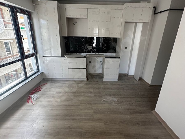 HALK SOKAKTA 3 KAT ÖN CEPHE 1+1 KOMBİLİ SIFIR DAİRE - Görsel 18