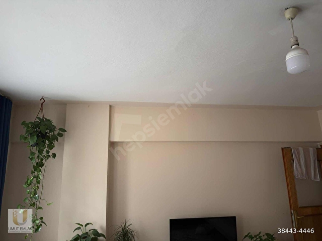 EYÜPSULTAN MERKEZ MAH. 2+1 KOMBİLİ ARA KAT BALKONLU DAİRE