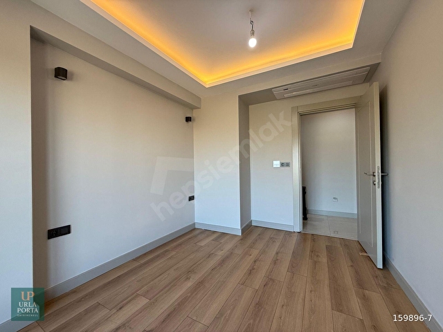 Urla İskele de satılık villa deniz manzaralı müstakil havuzlu - Görsel 20