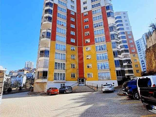 REKSA GAYRİMENKULden ŞEREFİYE mh. SİTE İÇİNDE3+1 SATILIK DAİRE - Görsel 2