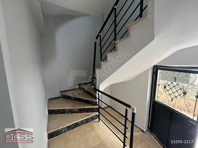 BESSDEN EMİRDAĞDA İNKİLAP MAHALLESİNDE SATILIK 6+2 VİLLA - Görsel 3