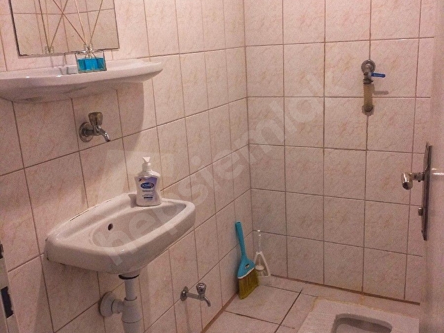 KORUCUK  TOKI DE BOLGEDE EMSALSIZ YENI KOMBILI CAM BALKONLU ARA KAT 3+1 - Görsel 11