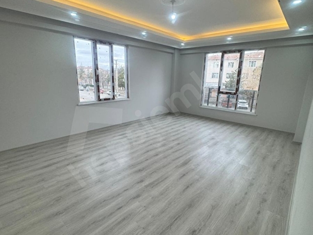 Yıldırım Emlaktan Halk Pazarı Yanı 3+1 Sıfır Daire - Görsel 2