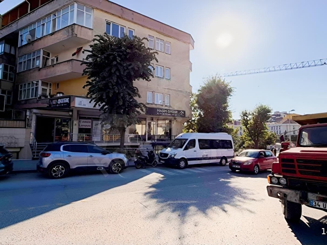 AVCILAR REŞİTPAŞA CADDESİNDE 220 m² KİRALIK DÜKKANI MAĞZA OFİS - Görsel 6