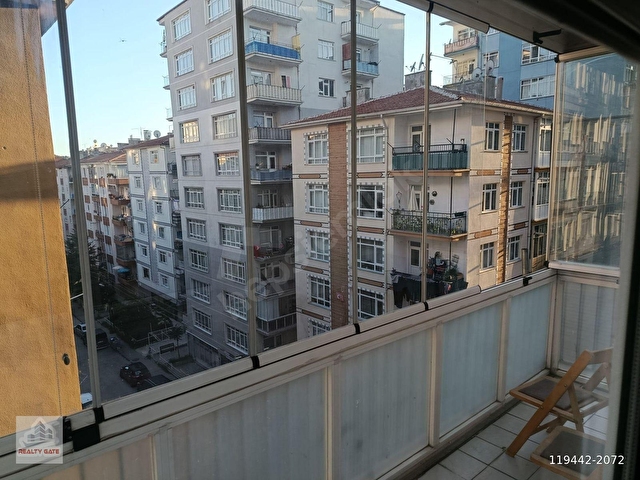 DEMETEVLERDE METRO YAKINI FULL EŞYALI ASANSÖRLÜ KİRALIK 3+1 - Görsel 21