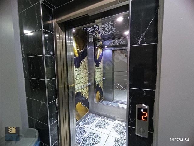 AHMET GÖĞÜŞ CADDESİNDE SATILIK 3+1 ARAKAT DAİRE - Görsel 5