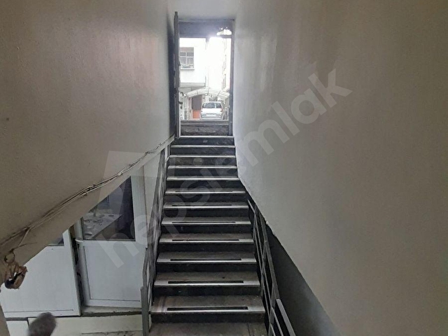 KÜÇÜKCEKMECE YENİ MAHALLE 300 M2 HİSSELİ SATILIK DEPO İŞYERİ - Görsel 28