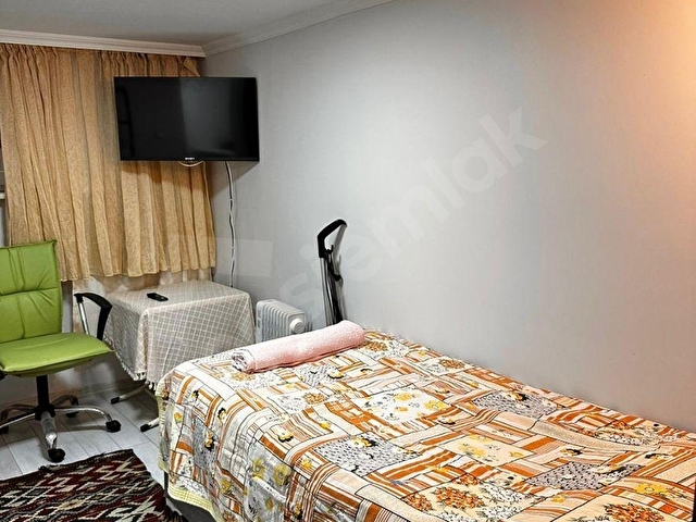 CİLAVCI SOKAKTA KİRALIK EŞYALI ÖN BODRUM STÜDYO DAİRE - Görsel 3