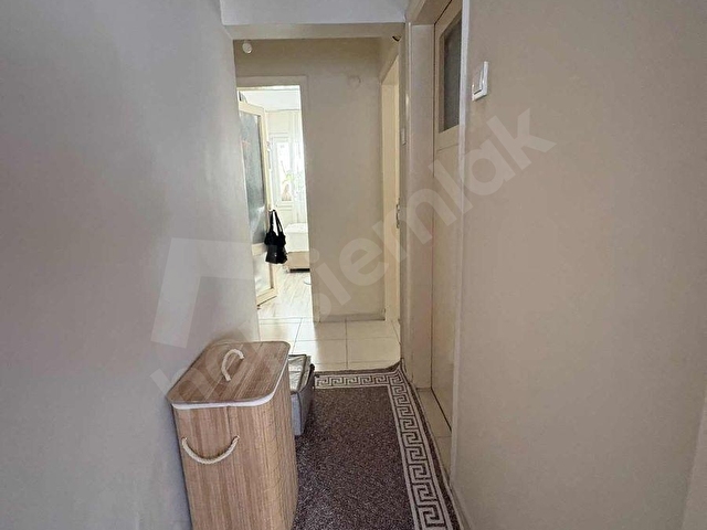 Tramvay ve Metro Yakını 3+1 Çift Cephe Çift Balkon Ara kat - Görsel 14