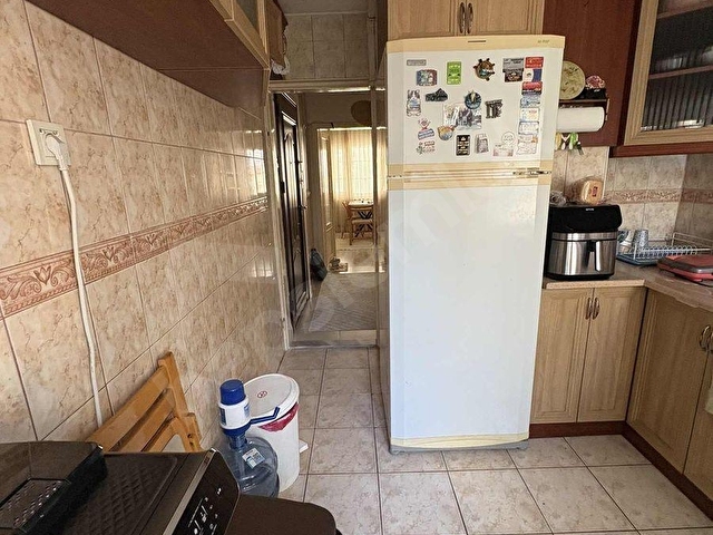 Tramvay ve Metro Yakını 3+1 Çift Cephe Çift Balkon Ara kat - Görsel 4