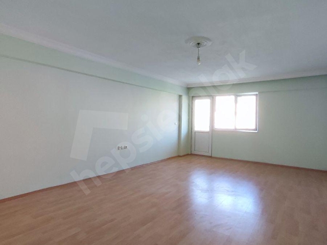 Çiğdem Emlaktan Dalaman Merkezde Geniş 160m² Ara Kat 3+1 - Görsel 5