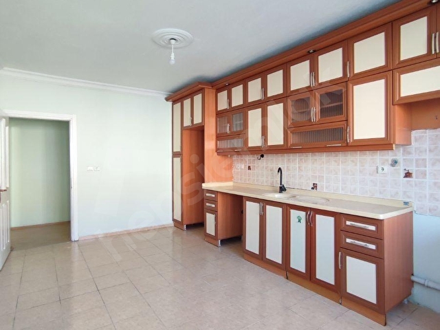 Çiğdem Emlaktan Dalaman Merkezde Geniş 160m² Ara Kat 3+1