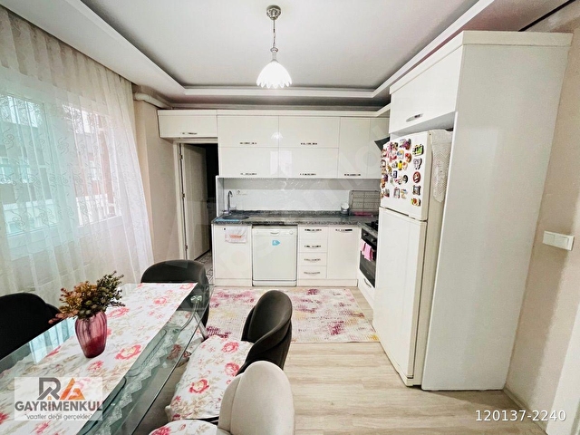 YENİ MAH ATATÜRK CADDESİ SİTE İÇERİSİ FULL YAPI BAĞIMSIZ MUTFAK 2+1