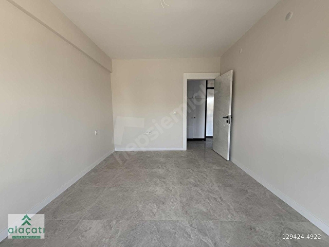 alaçatıİNCEKTE GÜNEY/ÖN CEPHE/YERDEN ISITMA 2+1 KİRALIK DAİRE - Görsel 11