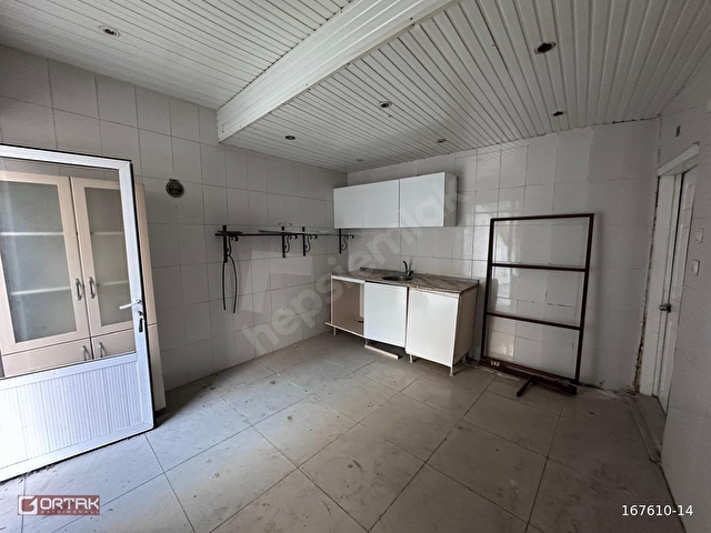 Altıntaş Mahallesinde Cadde Yakını Bahçeli 25 m2 Satılık Dükkan - Görsel 8
